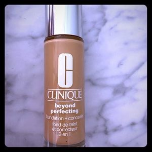 Clinique Beyond Perfecting Foundation